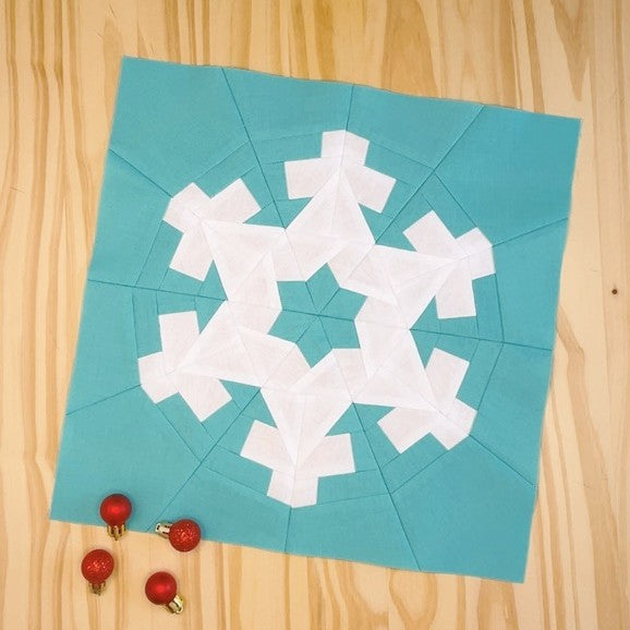 SNOWFLAKE II quilt block pattern