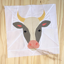 COW quilt block pattern