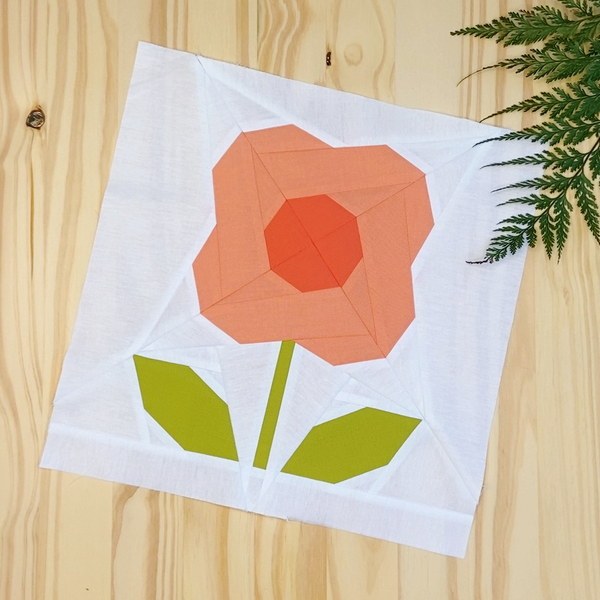 SCANDI FLOWER II quilt block pattern