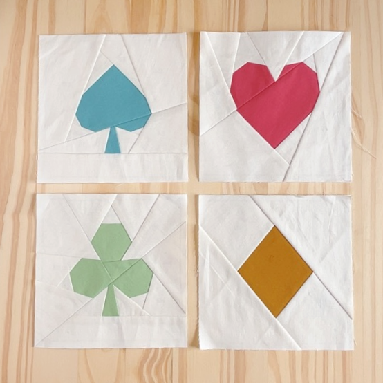 WONDERLAND ROYALE quilt block pattern