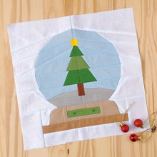 CHRISTMAS SNOW GLOBE quilt block pattern